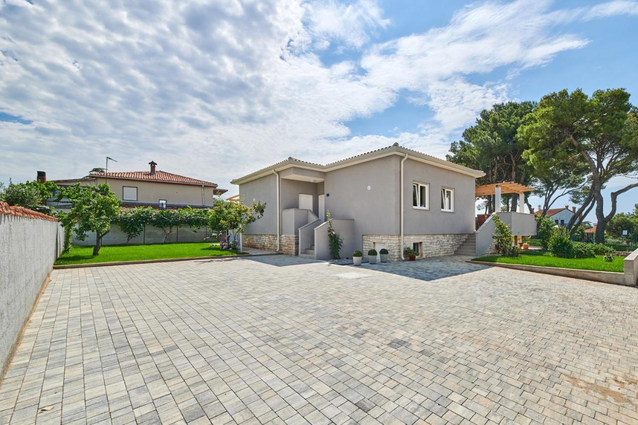 Apartman Mirna Umago Esterno foto