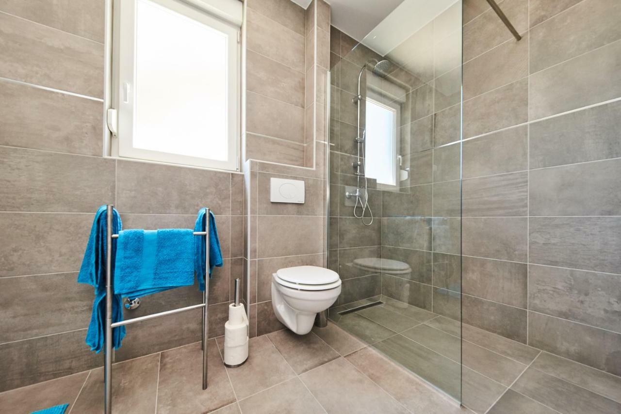 Apartman Mirna Umago Esterno foto